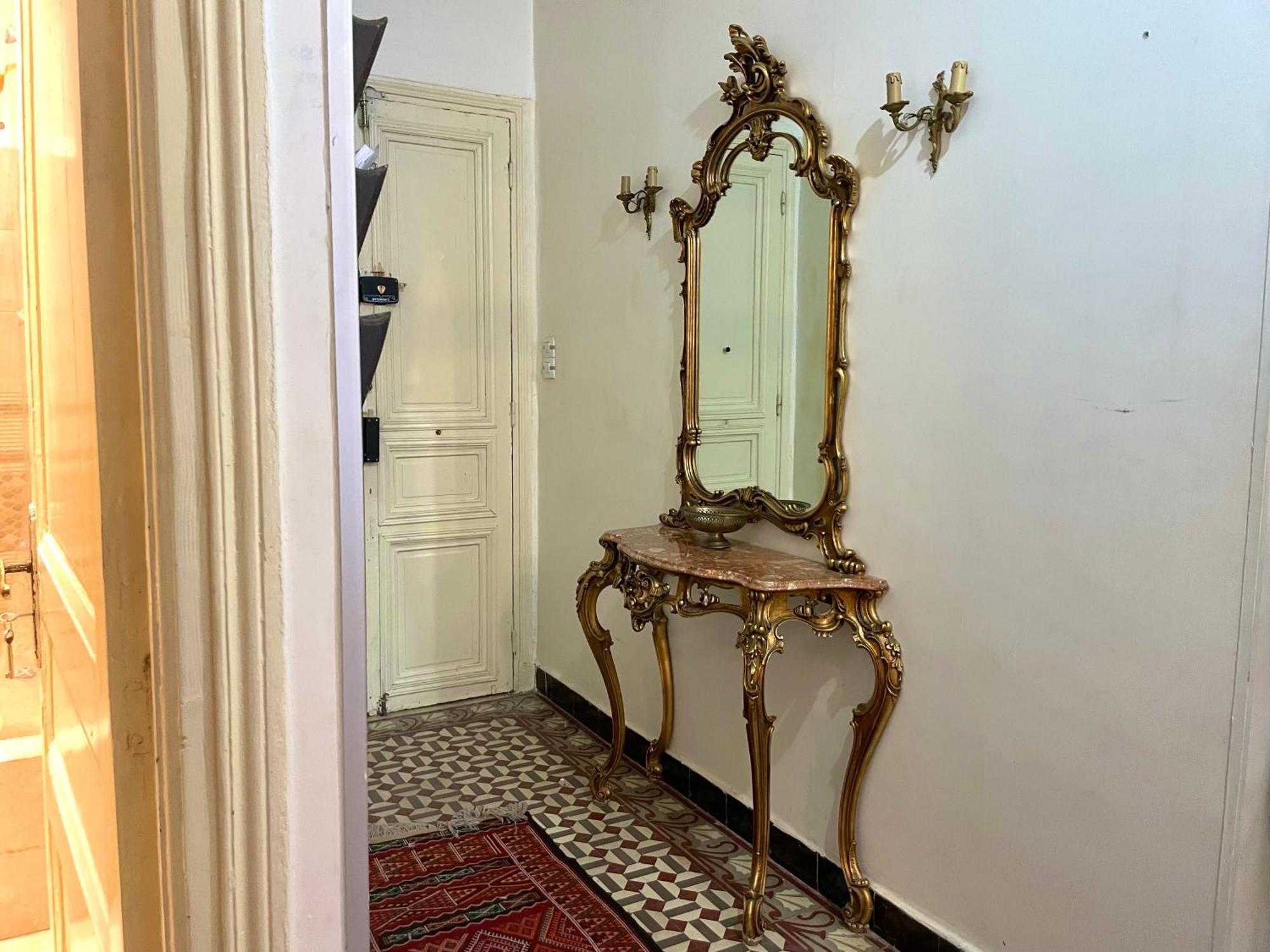 Appartement Dans Immeuble Haussmanien Algiers Exterior photo