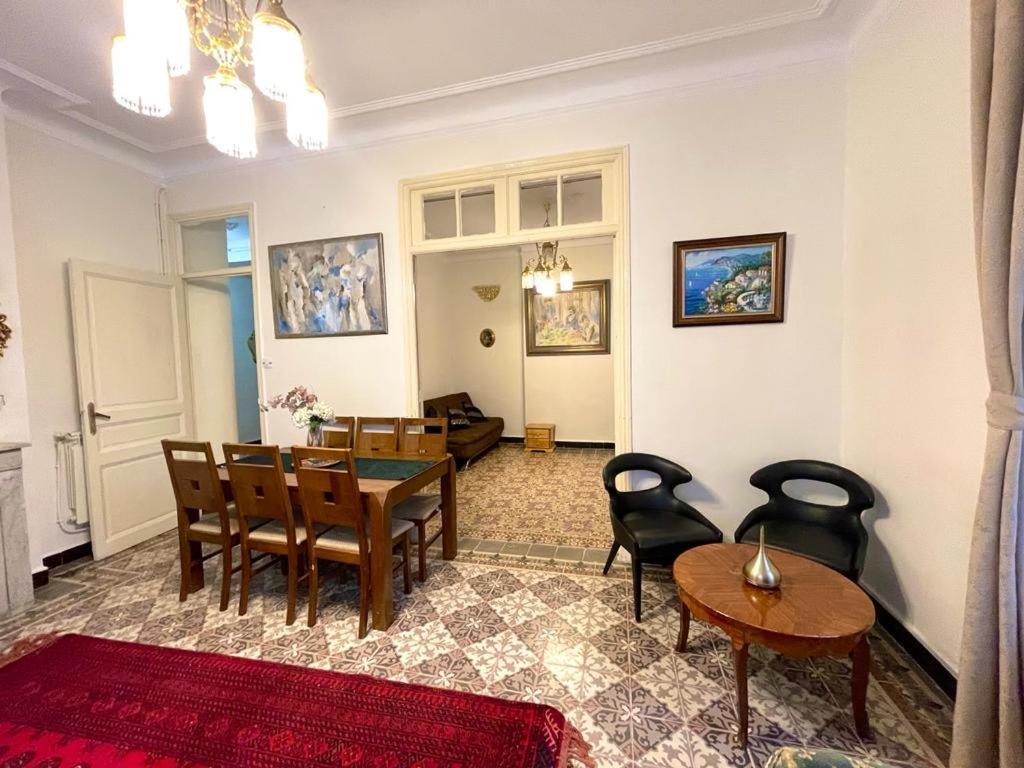 Appartement Dans Immeuble Haussmanien Algiers Exterior photo